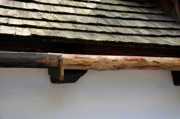 Cost of Wood Gutters Installation in Foley
